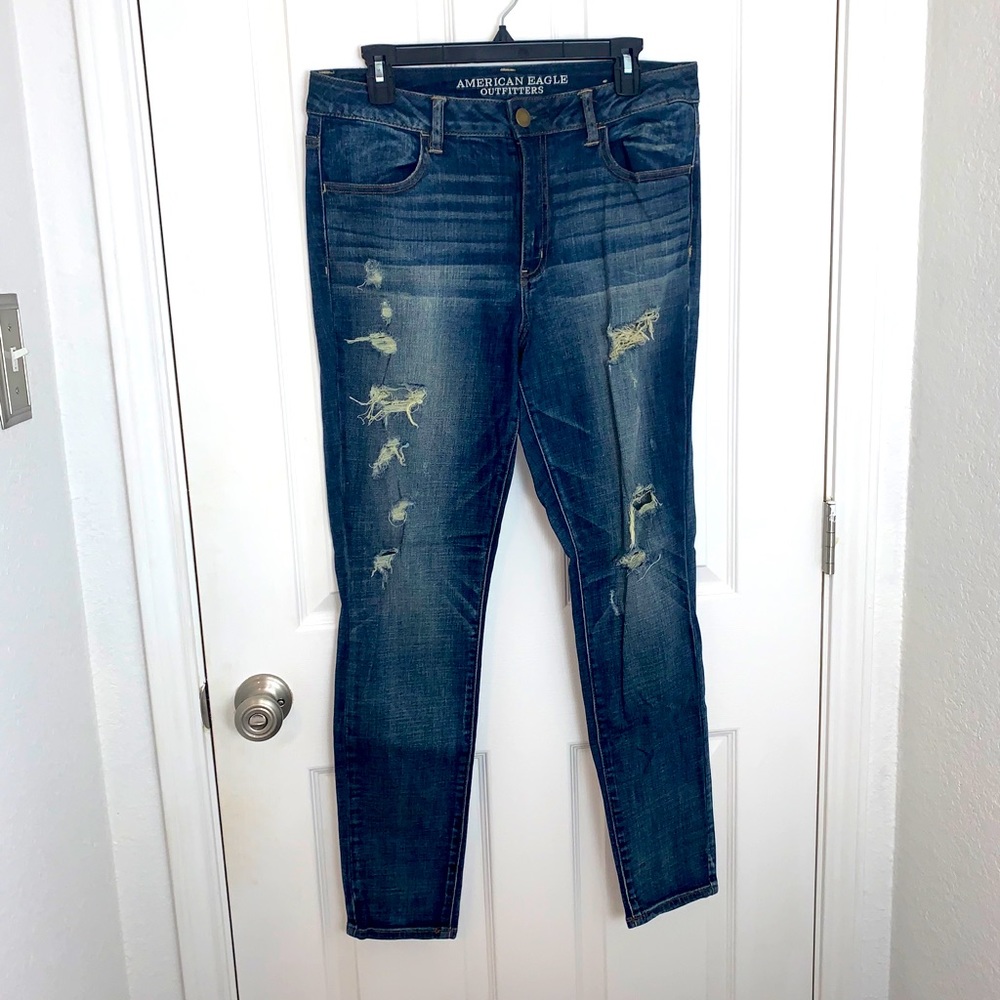 American Eagle High Waisted Distressed Jeggings